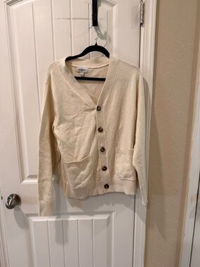Goodfellow & Co Cream V‑Neck Button Cardigan small